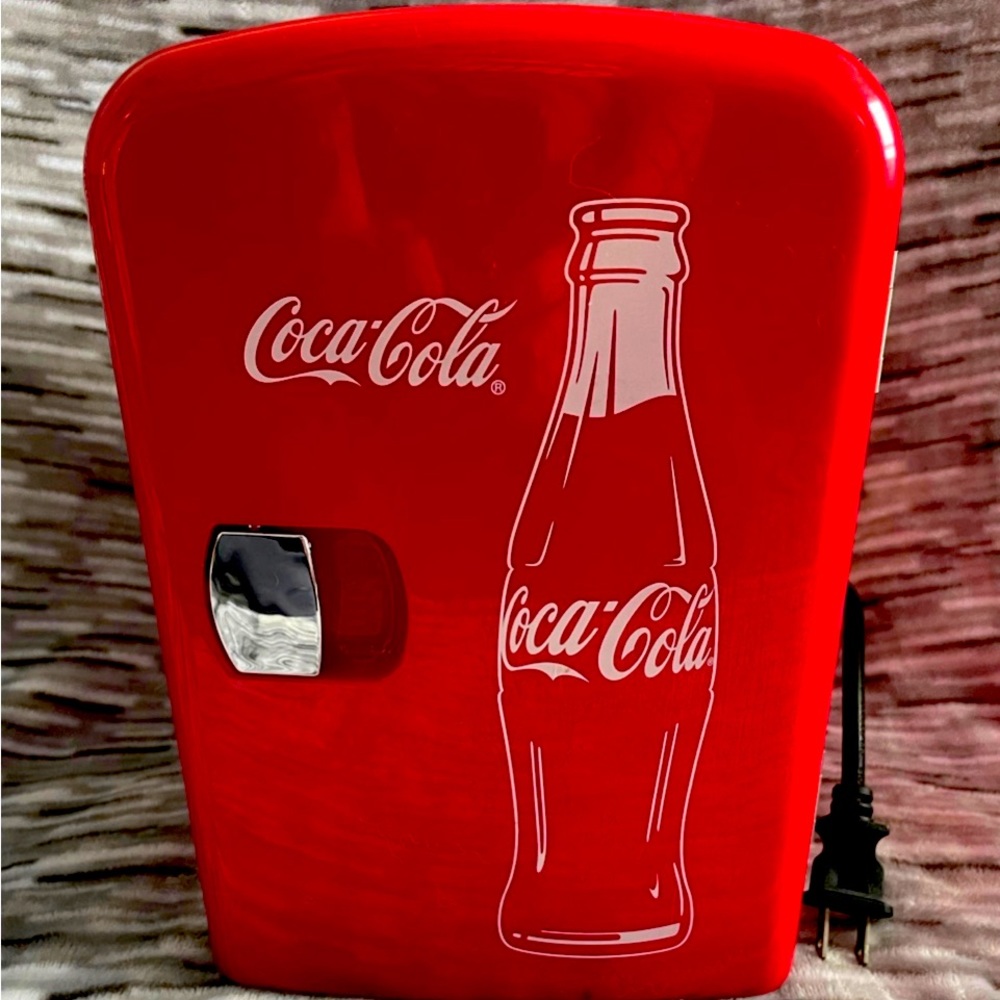 Coca Cola Mini Fridge